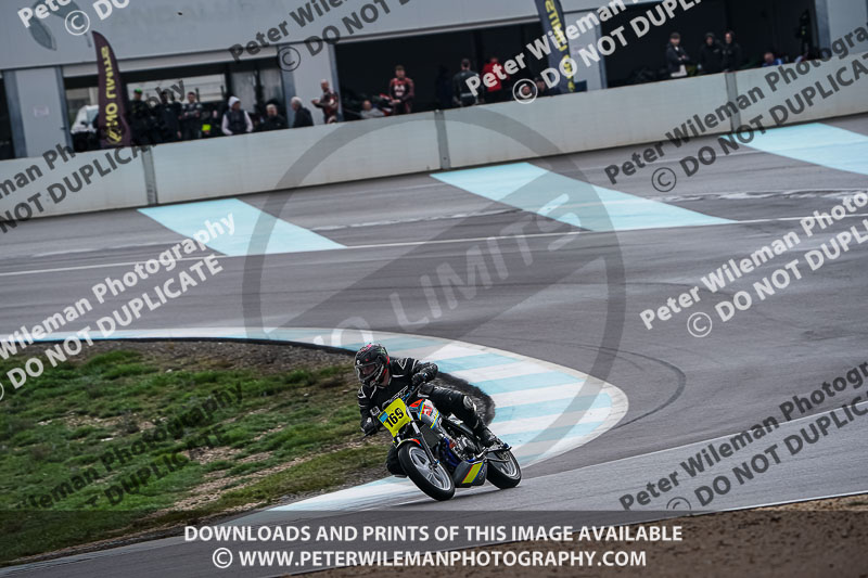 cadwell no limits trackday;cadwell park;cadwell park photographs;cadwell trackday photographs;enduro digital images;event digital images;eventdigitalimages;no limits trackdays;peter wileman photography;racing digital images;trackday digital images;trackday photos